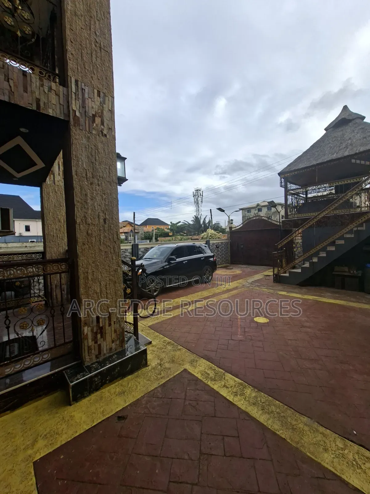 Furnished 5bdrm Duplex in Ago Palace for sale in Ago Palace