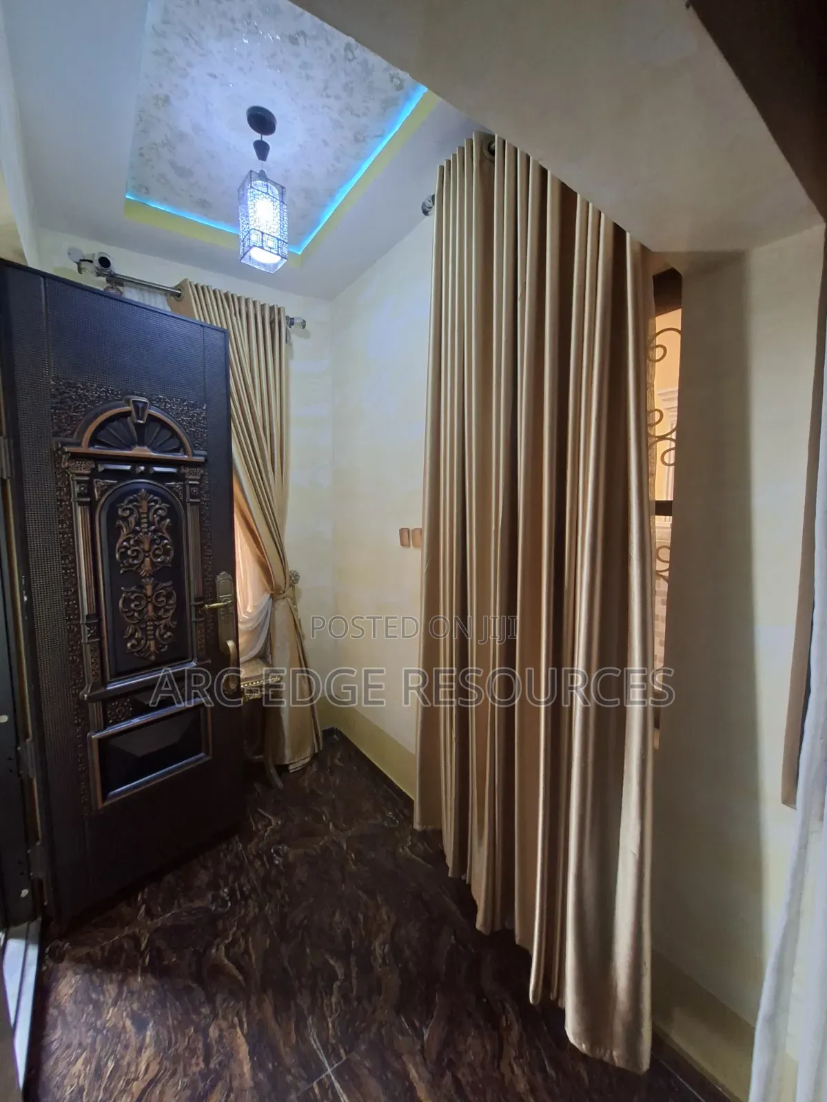 Furnished 5bdrm Duplex in Ago Palace for sale in Ago Palace