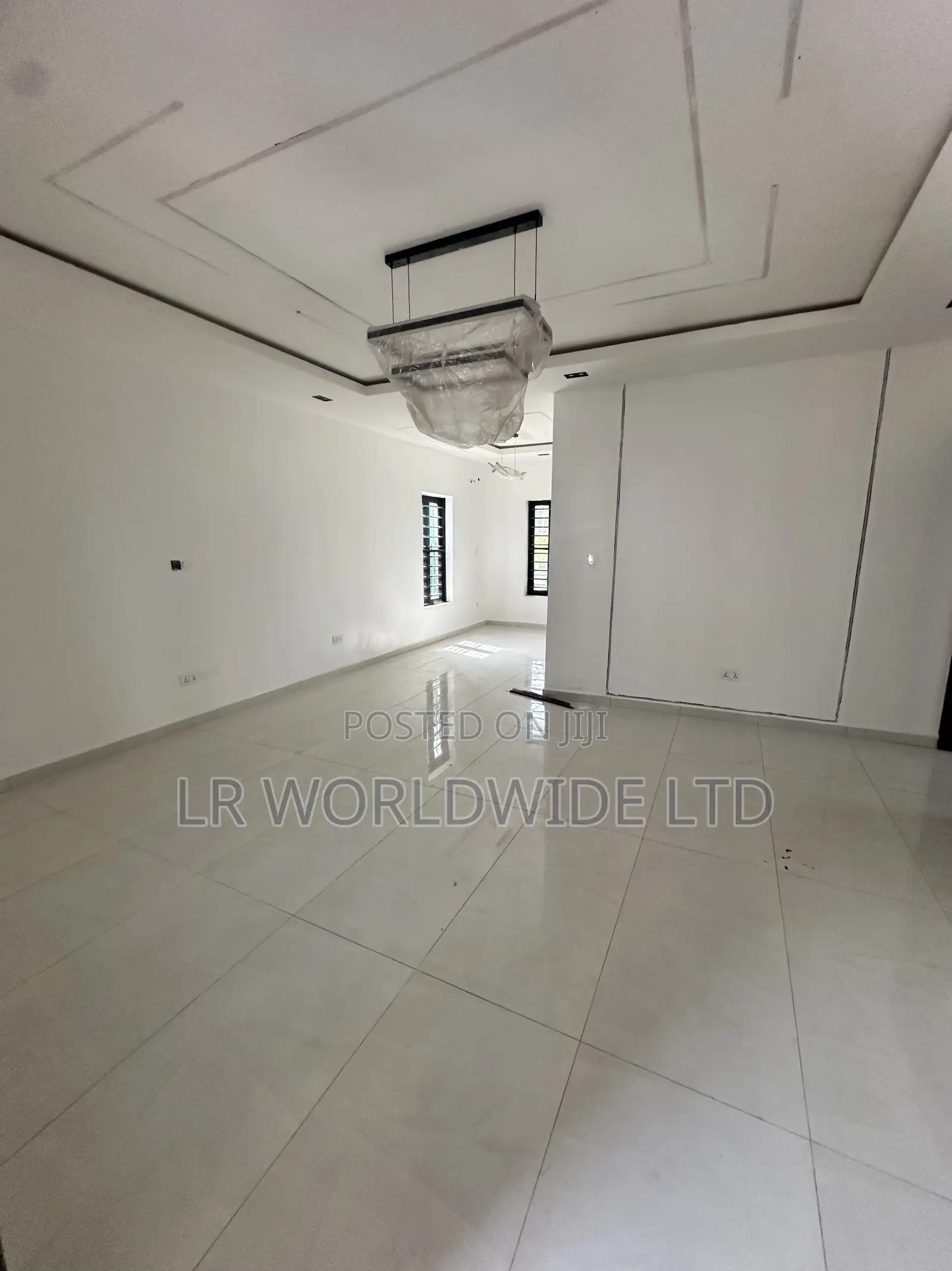 4bdrm Duplex in Lugbe District for sale in Lugbe District