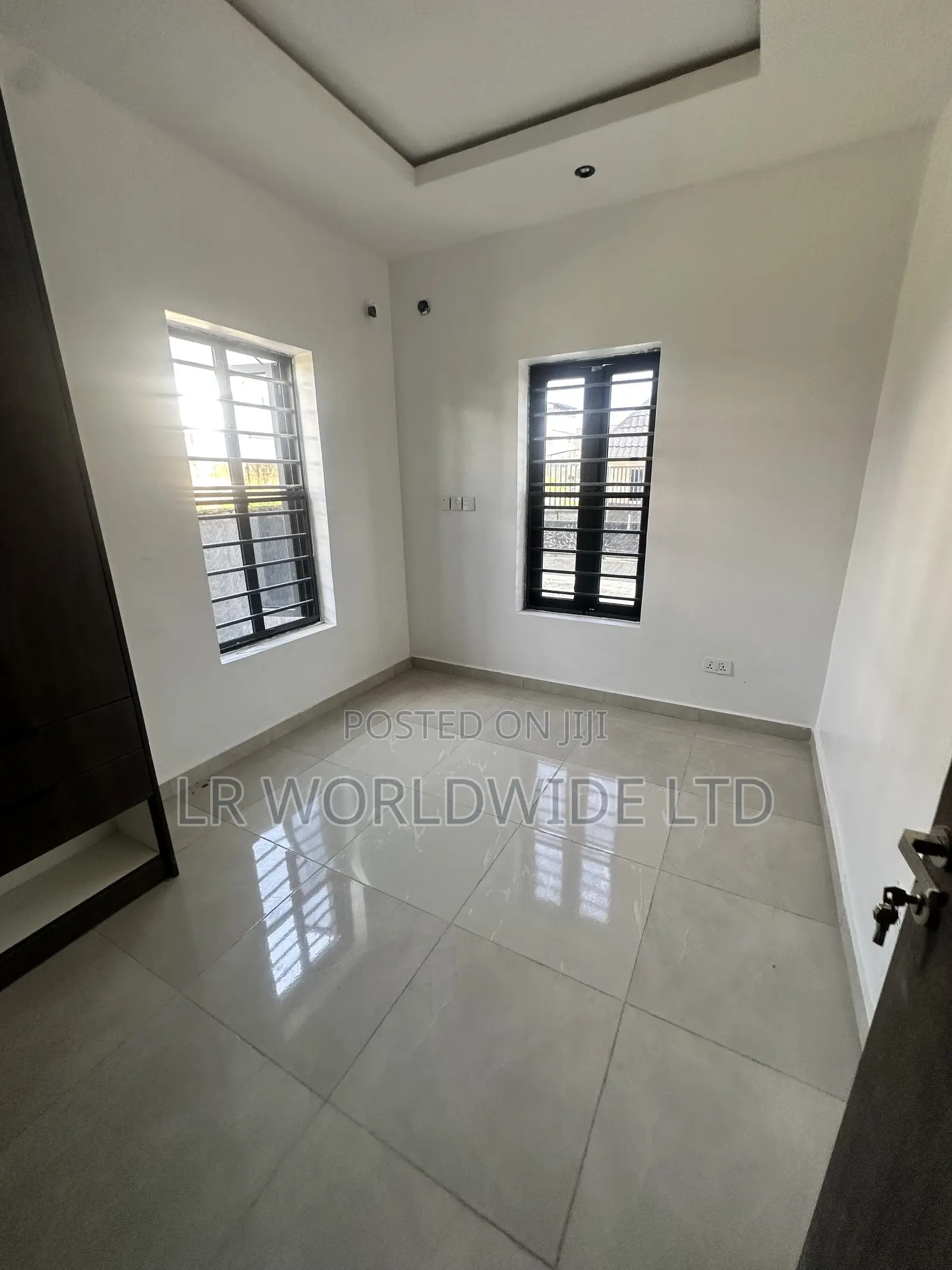 4bdrm Duplex in Lugbe District for sale in Lugbe District
