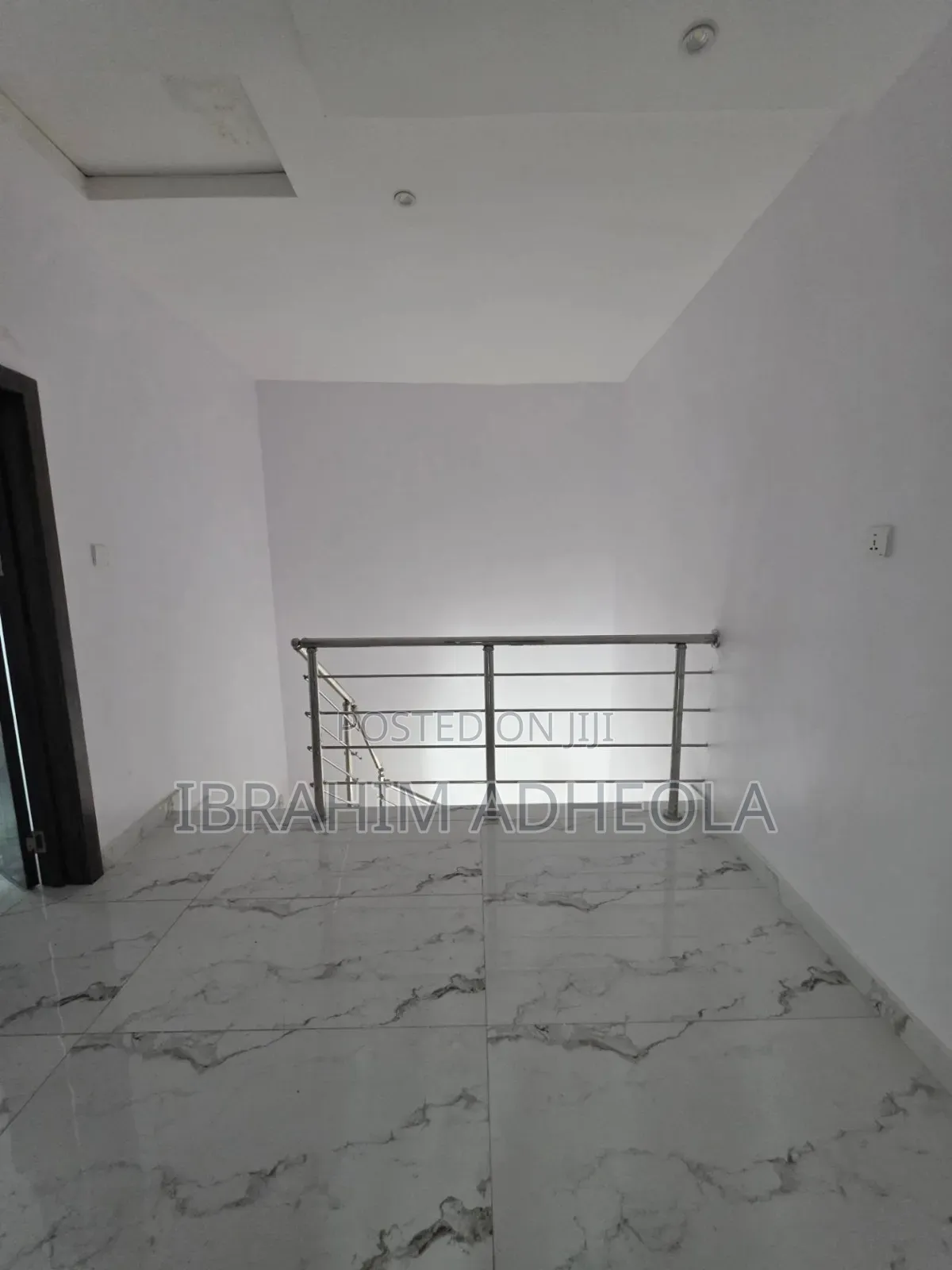 3bdrm Duplex in Agege, Pen Cinema for sale in Pen Cinema