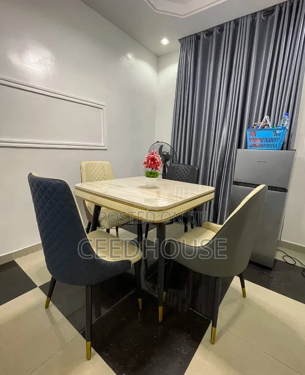 Luxurious 2 Bedroom Apartment With Outdoor Snooker in Ajao Estate