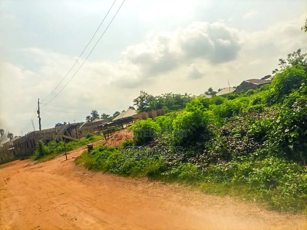 Residential Land With Registered Survey in Moniya