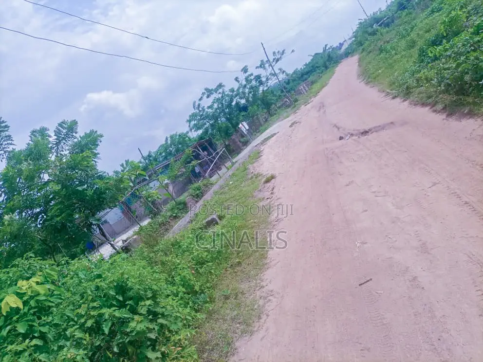 Residential Land With Registered Survey in Moniya
