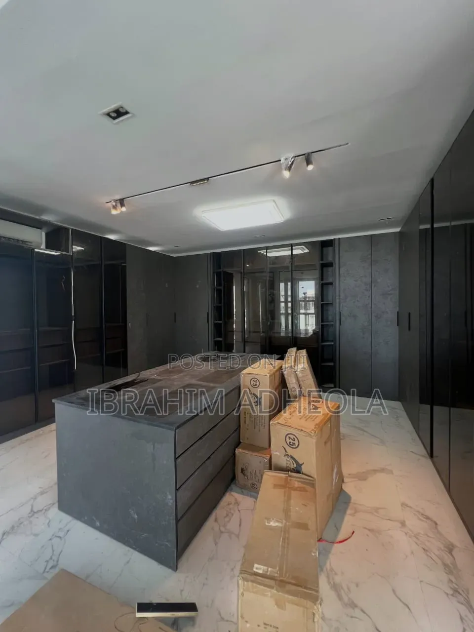 5bdrm Duplex in Osapa London for sale in Osapa london