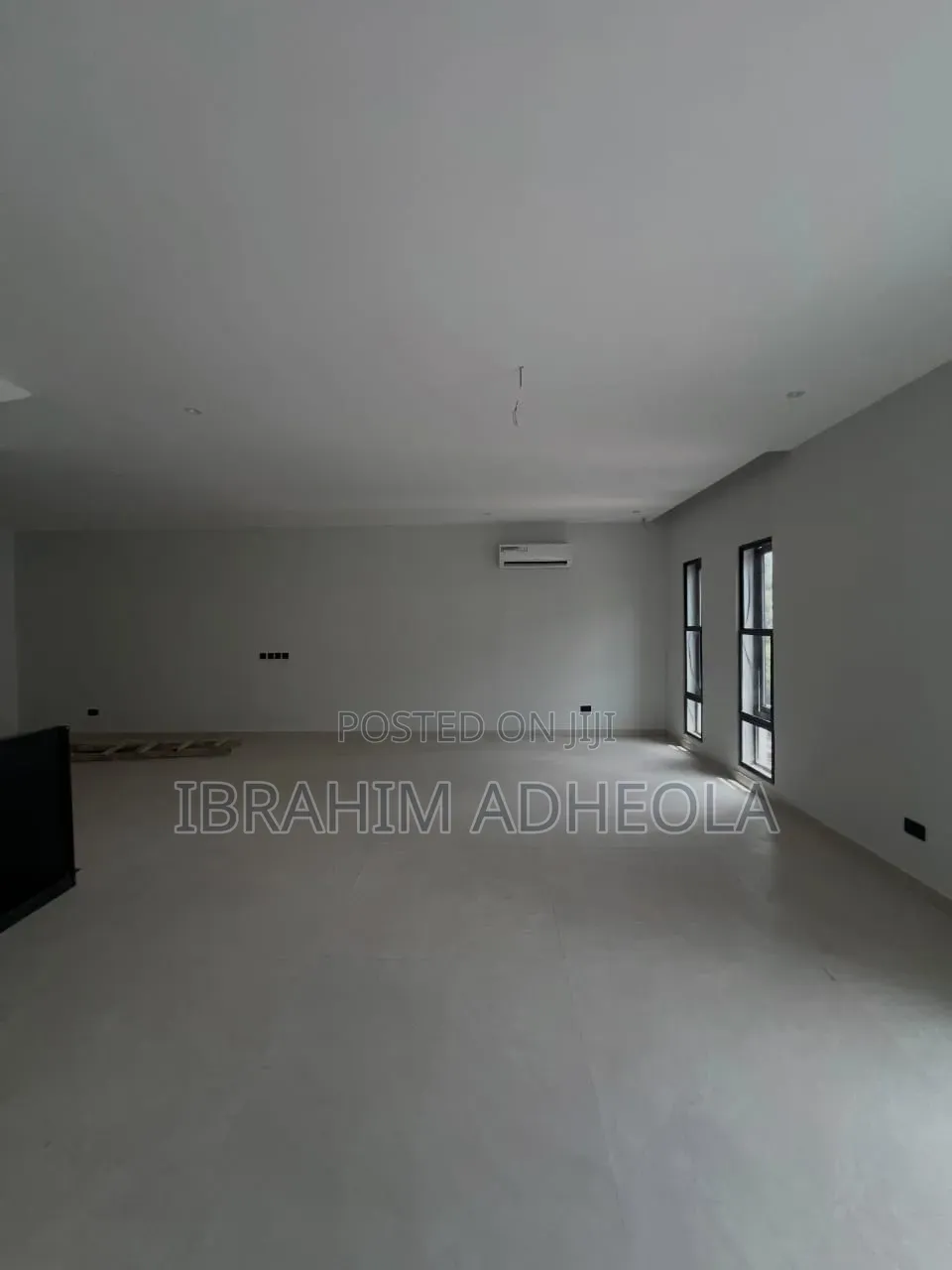 4bdrm Duplex in Banana Island for sale in Banana Island