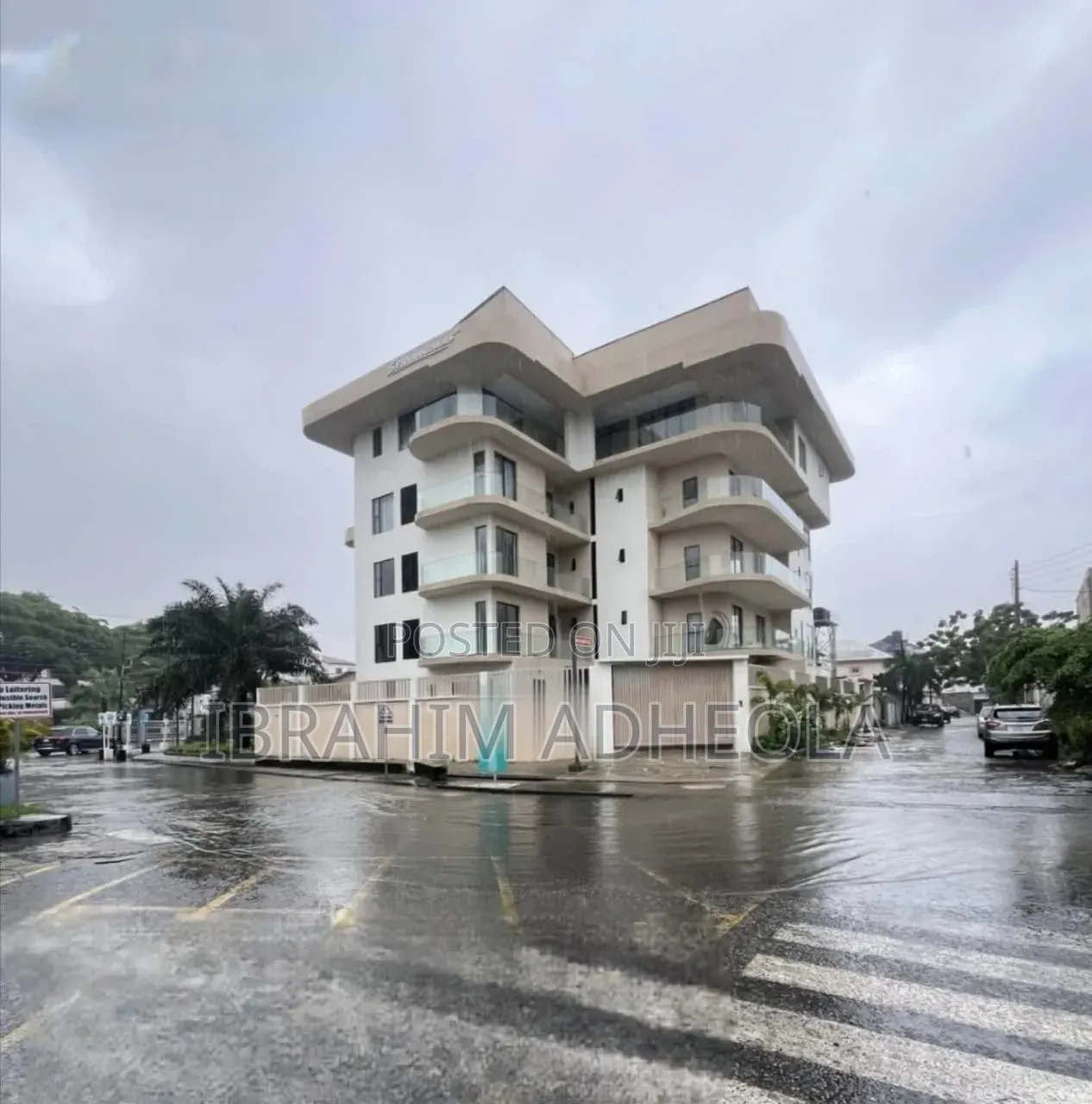 3bdrm Apartment in Lekki Phase1 for sale in Lekki Phase 1