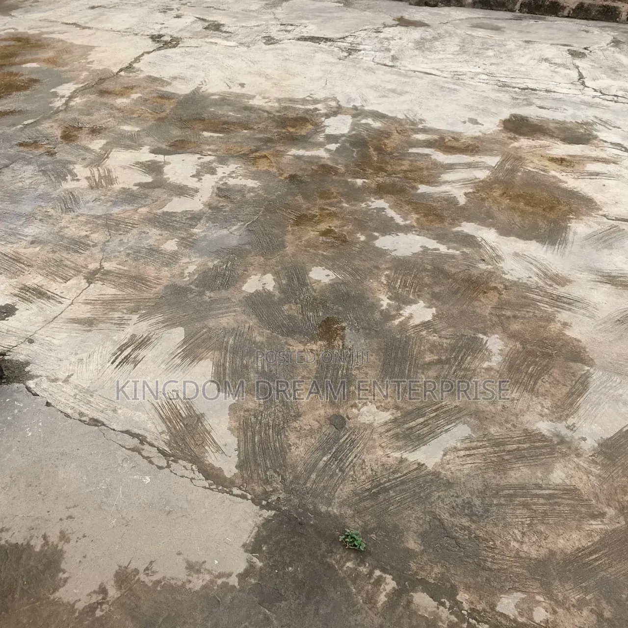 5bdrm Duplex in Akin Adeshola for sale in Akin Adesola