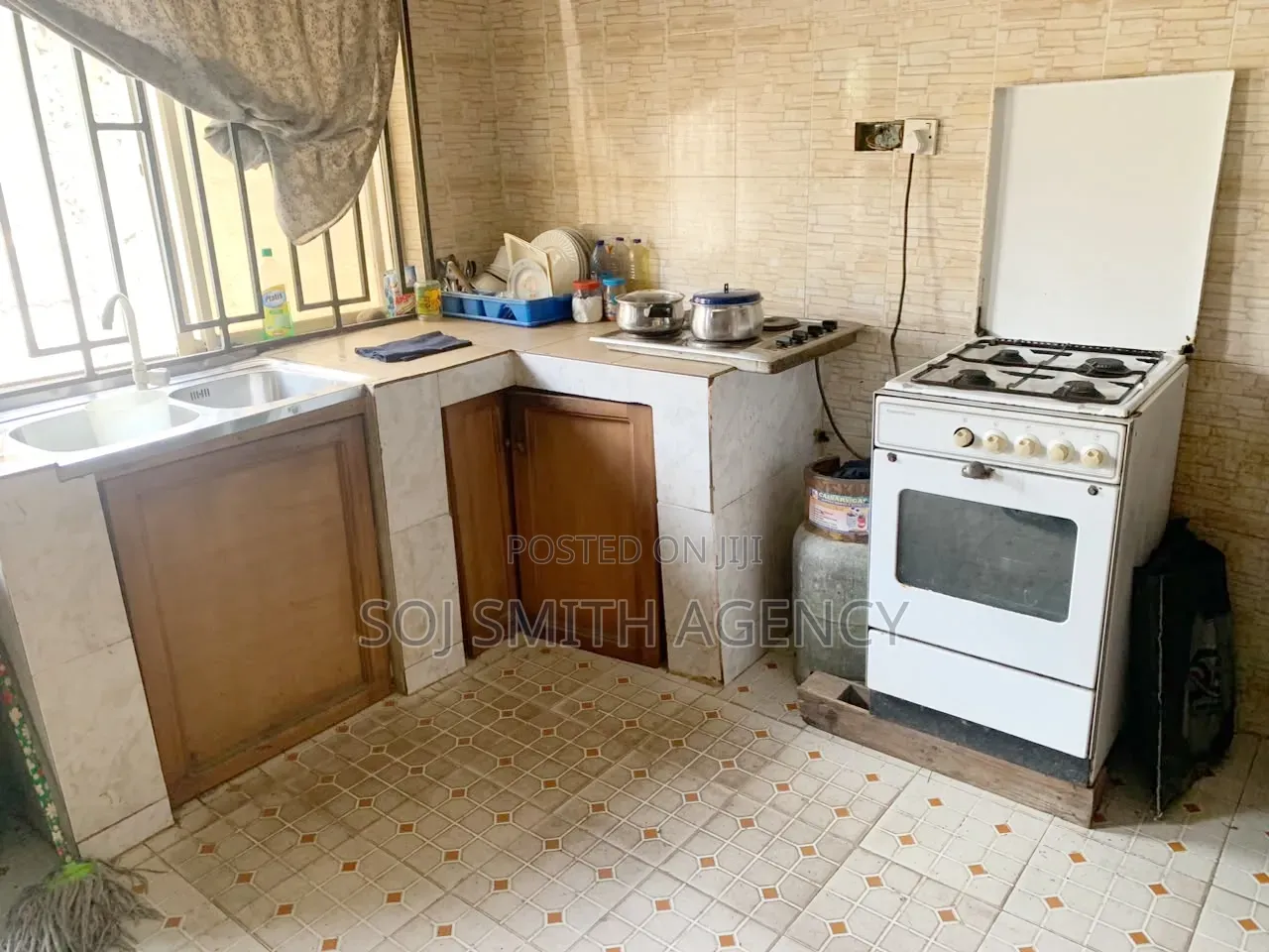3bdrm Bungalow in Ifo for sale in Ifo