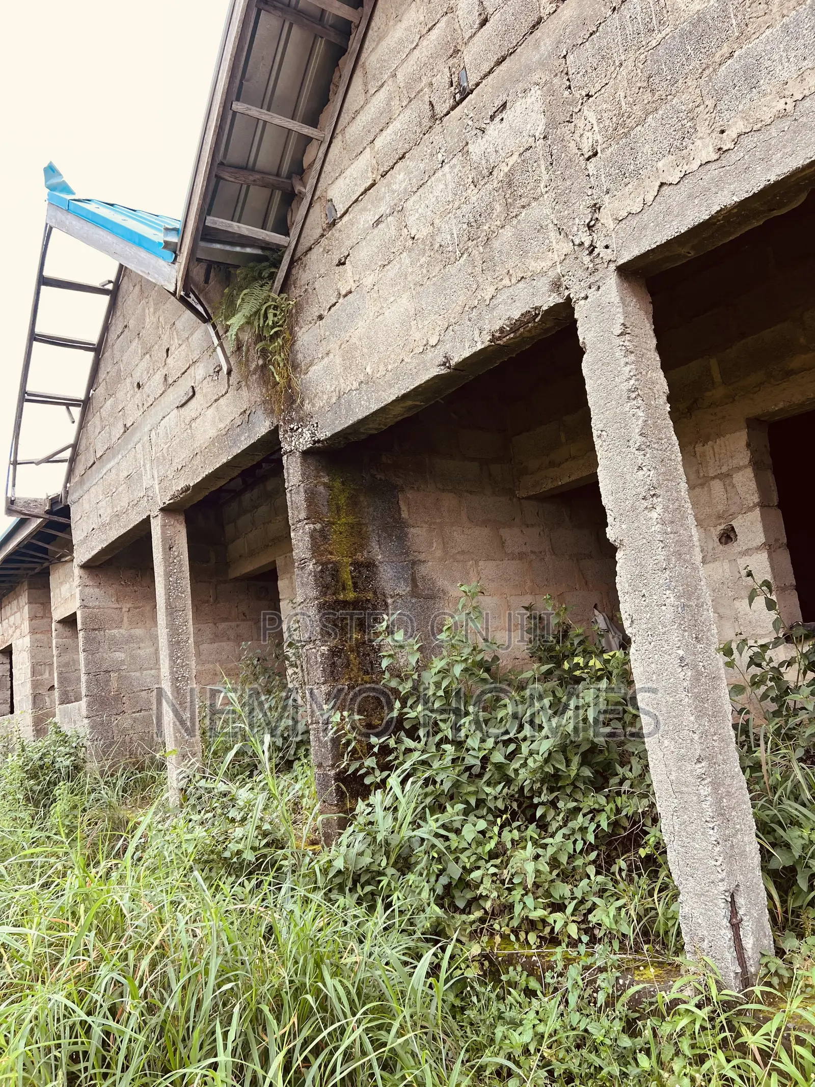 3bdrm Bungalow in Inside An Estate At for sale in Galadimawa