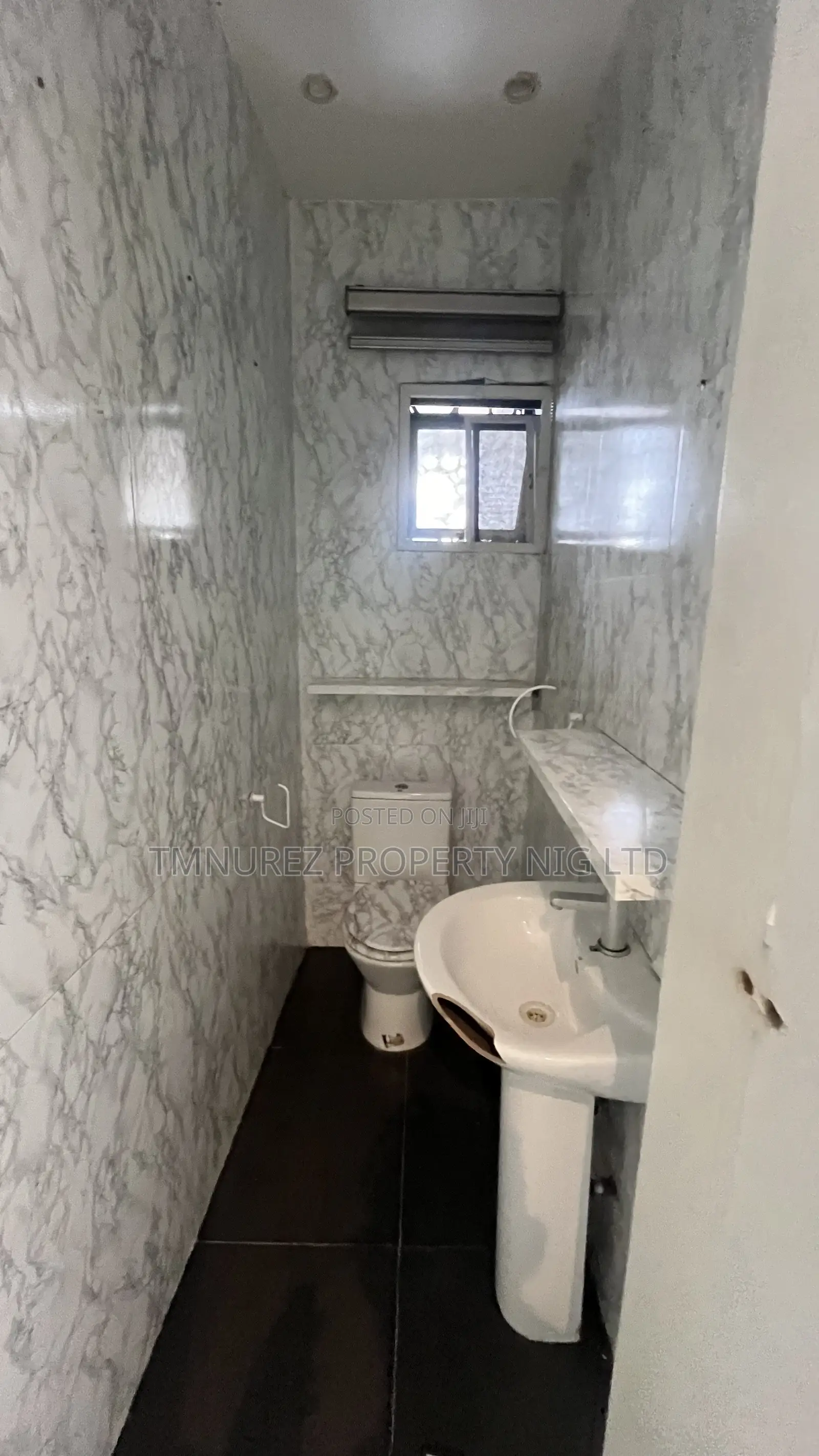 Showroom Shop at Main Lekki in Lekki