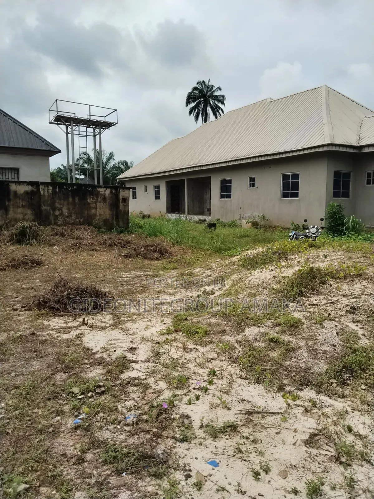 3bdrm Bungalow in Benin Road, Ethiope East for sale in Ethiope East