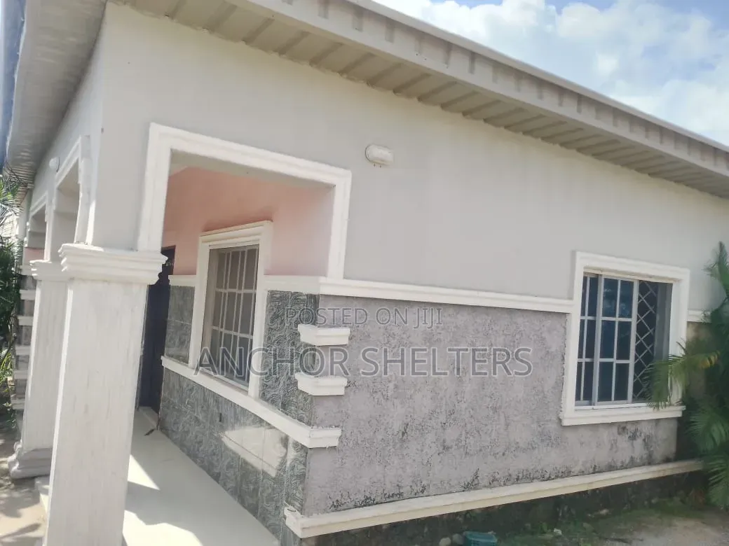 3bdrm Bungalow in 1000 Unit Pegi Kuje for sale in Kuje
