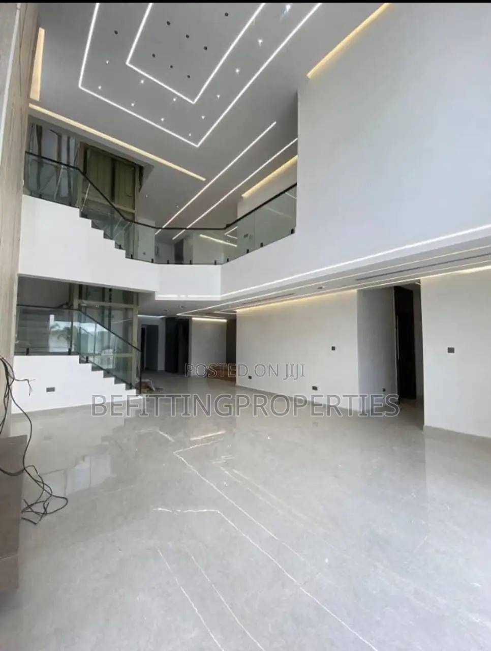 6bdrm Duplex in Lekki Phase 1 for sale in Lekki Phase 1