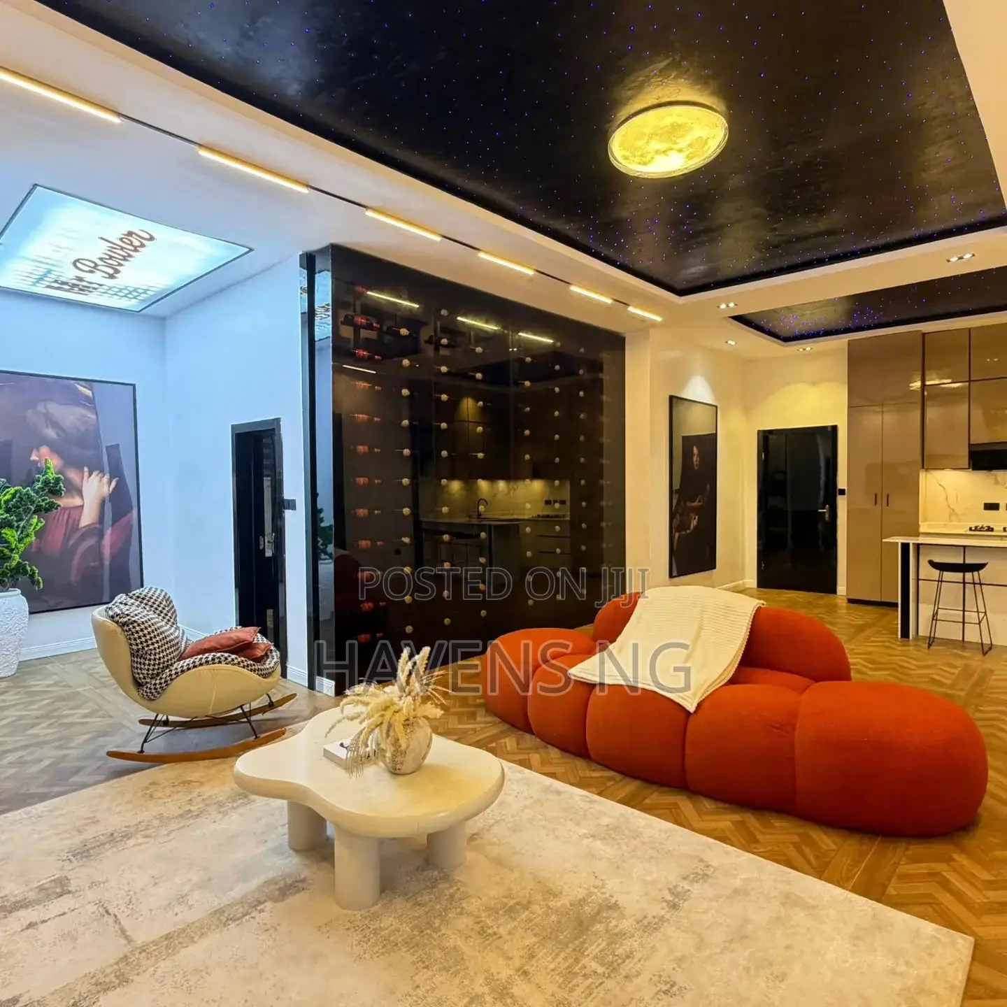 Deluxe 2-Bedroom Apartment With Private Cinema Bathtub in Chevron
