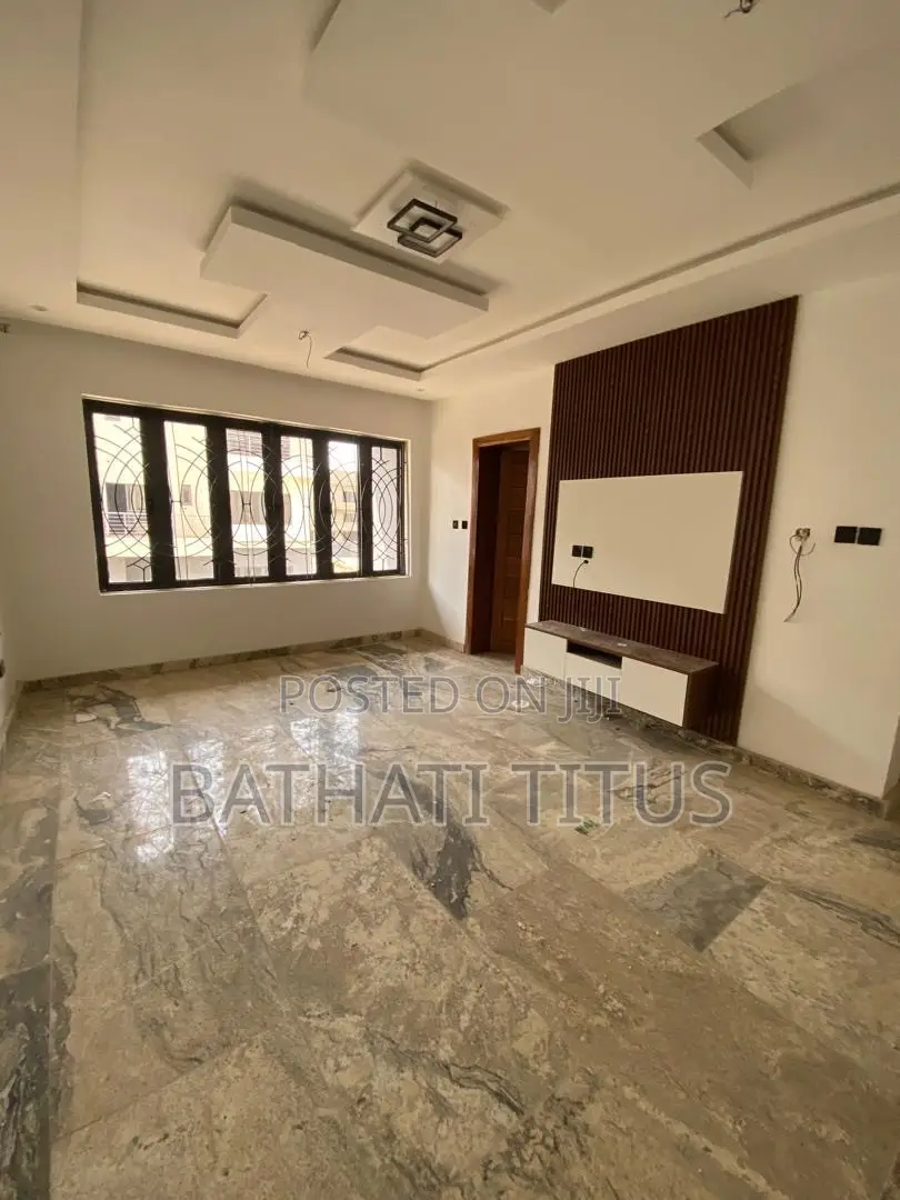 4bdrm Duplex in Kaura for sale in Kaura