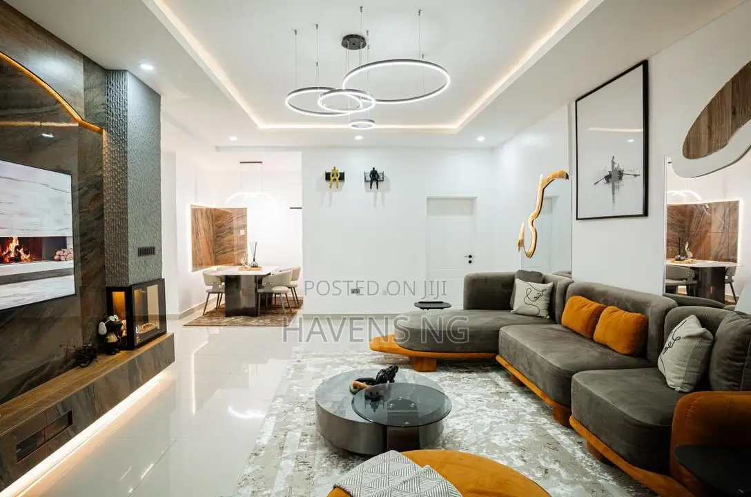 Luxury 2-Bedroom Apartment With Pool Gym in Lekki Phase 1