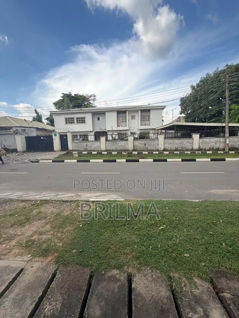 8bdrm Duplex in Zone 6 / Wuse for sale in Zone 6 / Wuse