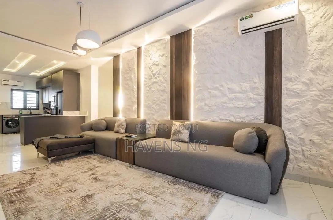 Luxury 2-Bedroom Apartment With Pool Gym in Lekki Phase 1
