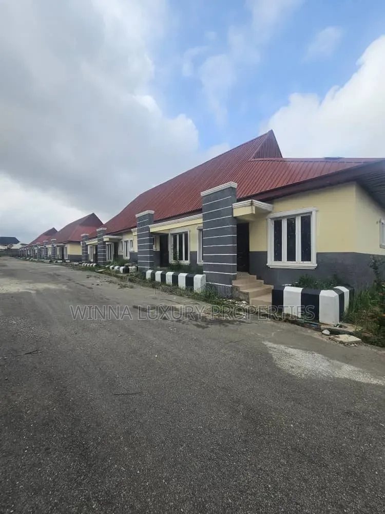 2bdrm Bungalow in Fha Lugbe for sale in Lugbe District