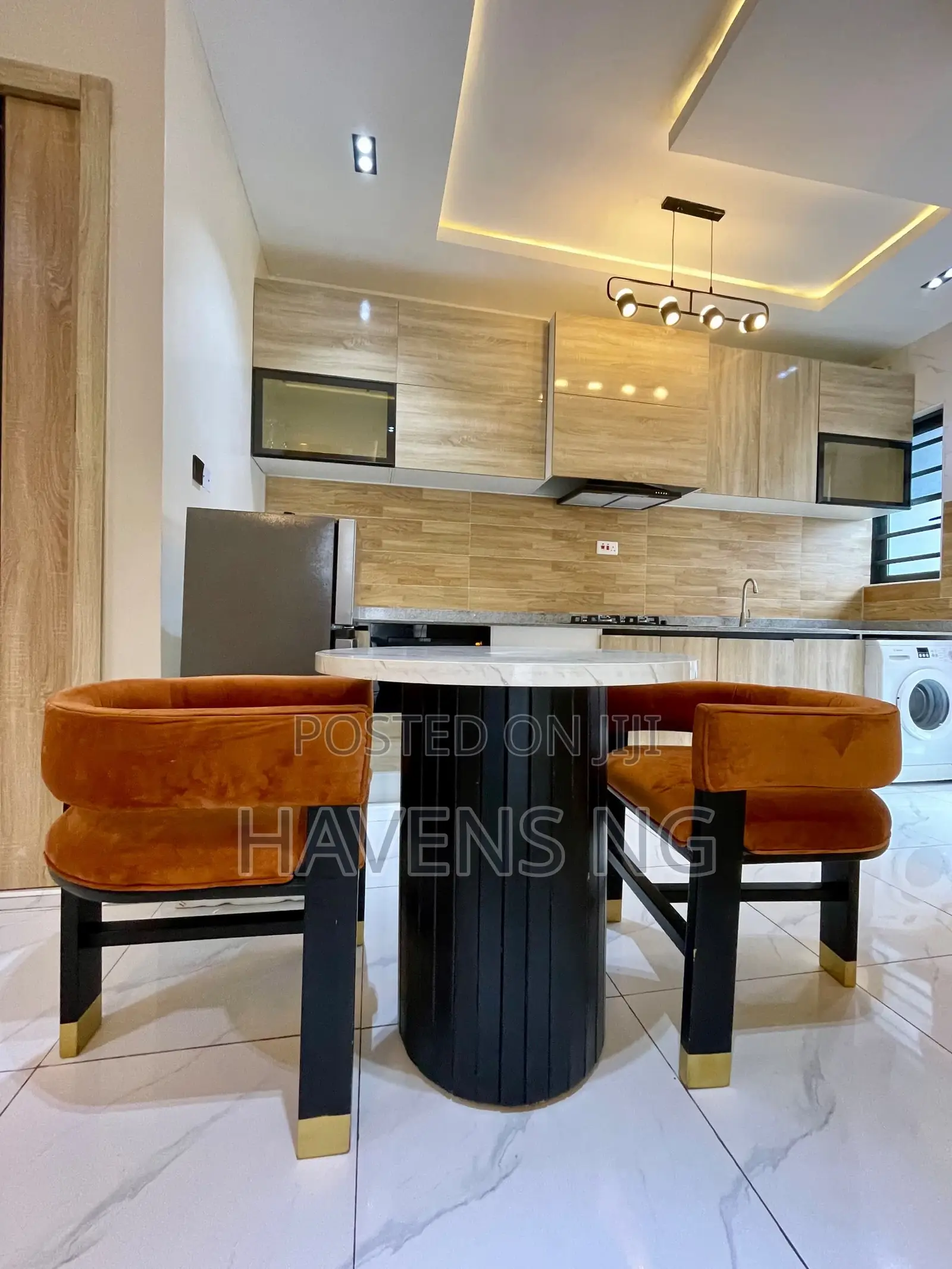 1-Bedroom Apartment With PS5 Sea View in Ologolo
