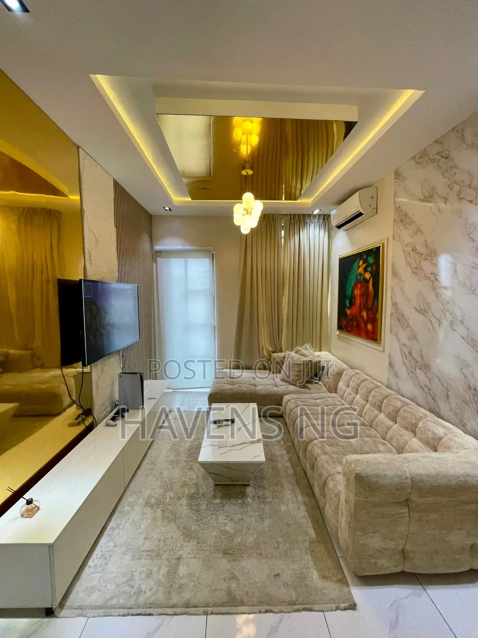 1-Bedroom Apartment With PS5 Sea View in Ologolo