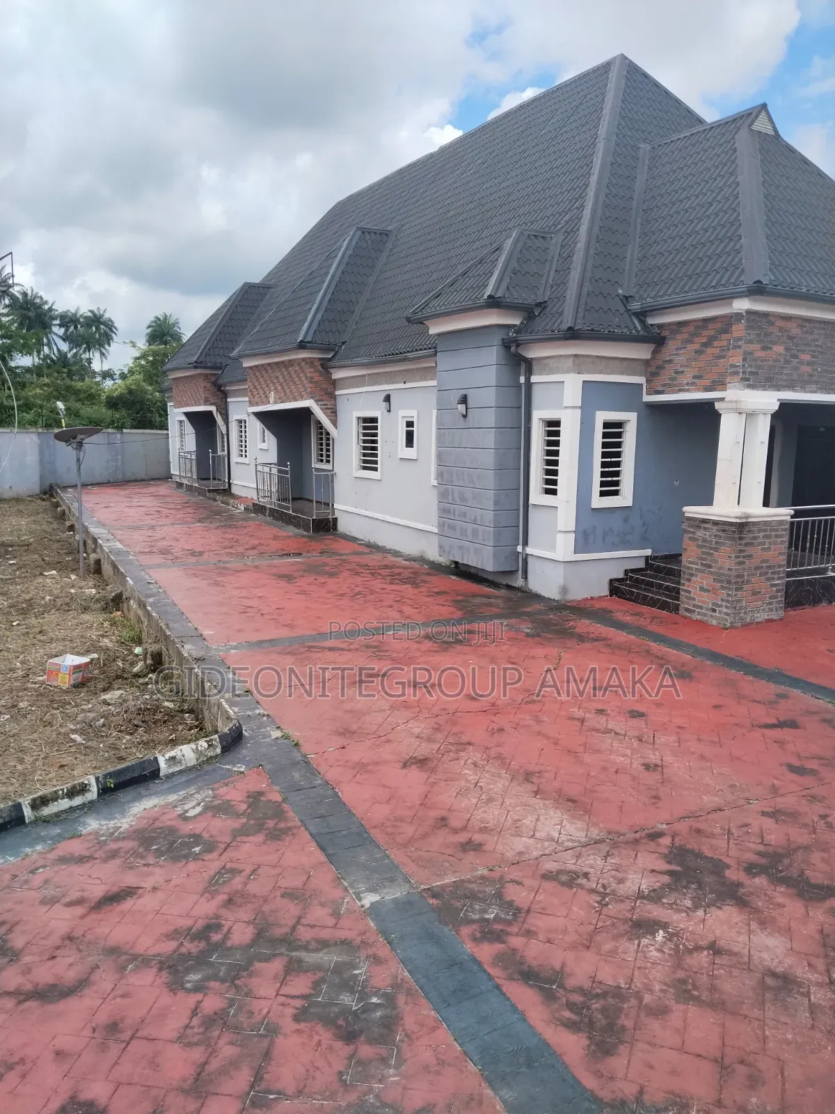 Mini Flat in Back Bz Hotel, Ethiope East for sale in Ethiope East