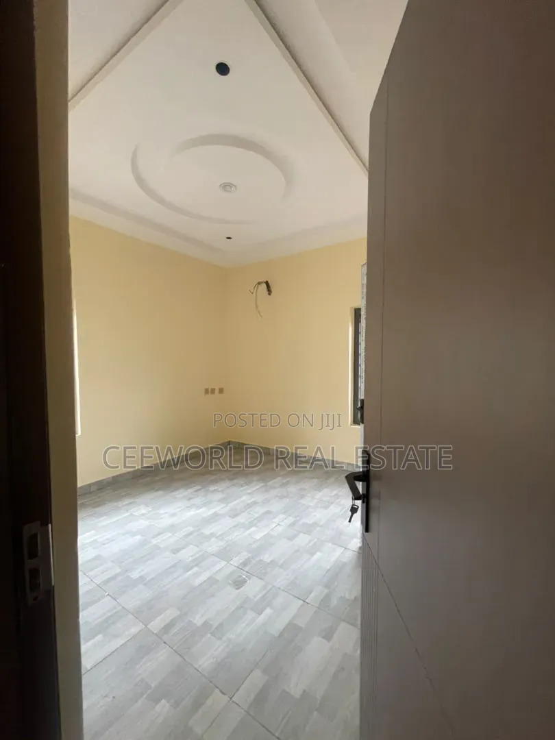 4bdrm Duplex in Jericho Gra for rent in Jericho