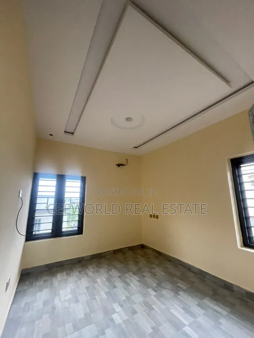 4bdrm Duplex in Jericho Gra for rent in Jericho