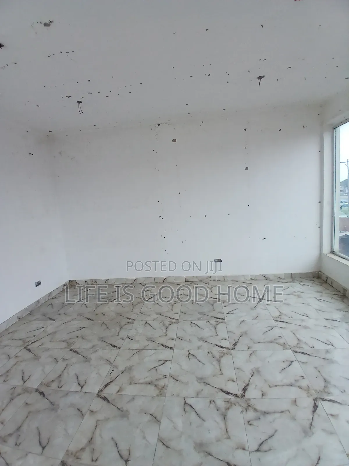 Shop for Rent Chervon New Road Lekki in Chevron