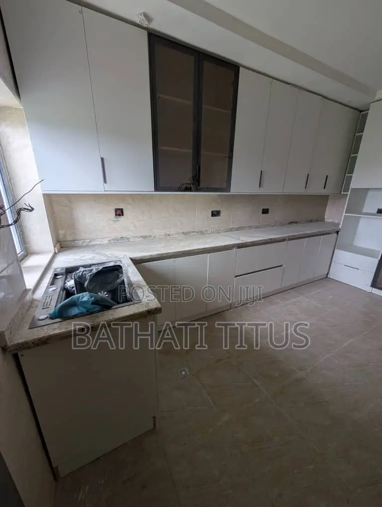 Furnished 3bdrm Block of Flats in Life Camp for sale in Life Camp