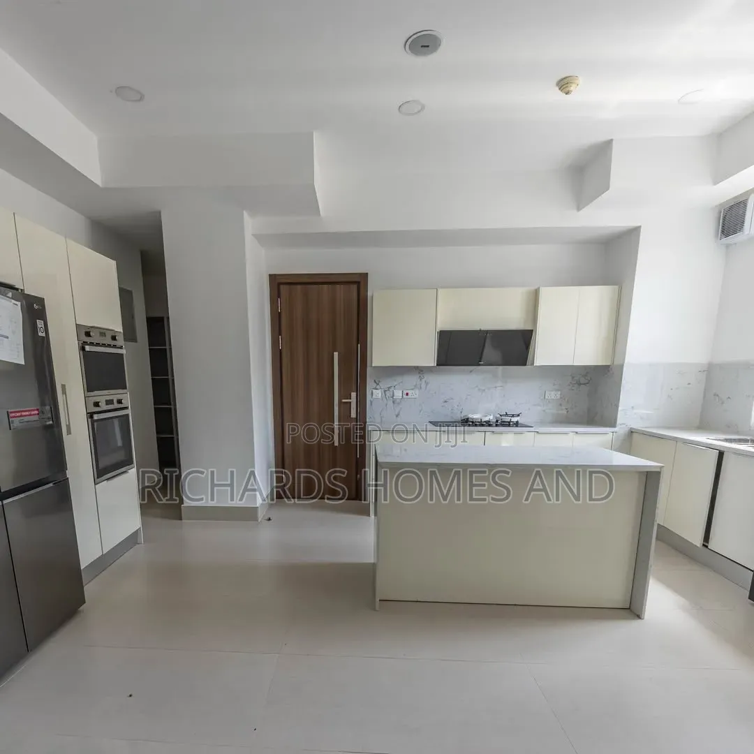3bdrm Apartment in Lekki Phase 1 for sale in Lekki Phase 1