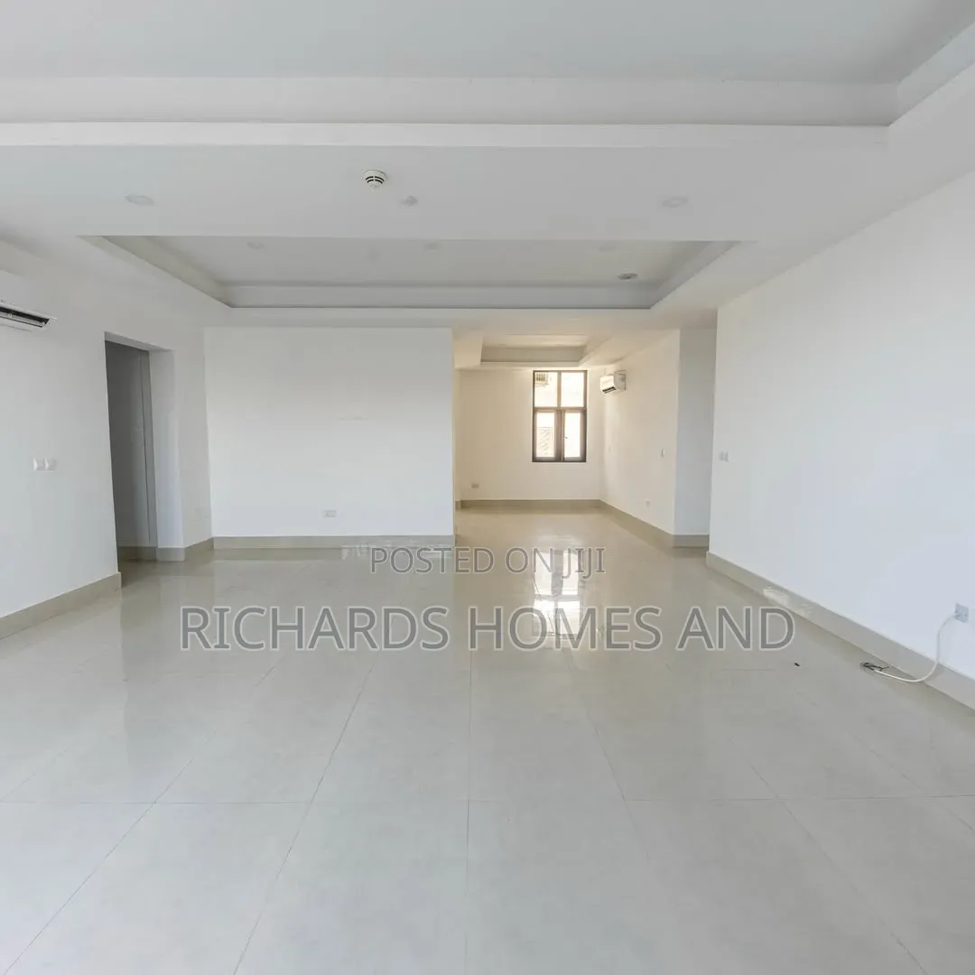 3bdrm Apartment in Lekki Phase 1 for sale in Lekki Phase 1
