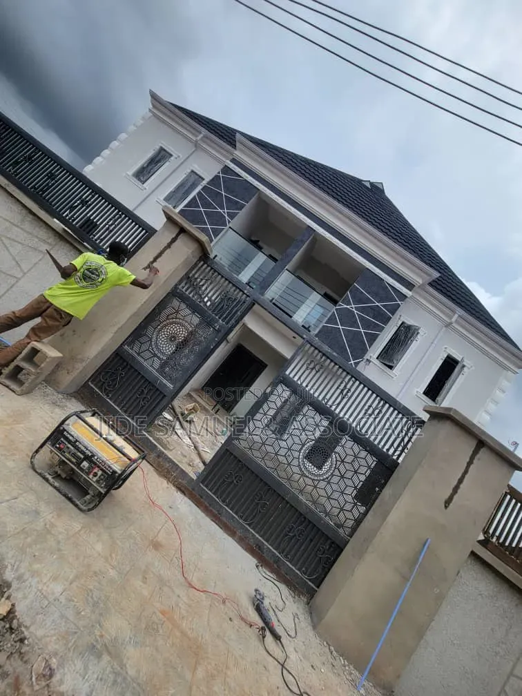 Furnished 4bdrm Duplex in Ayobo for sale in Ayobo