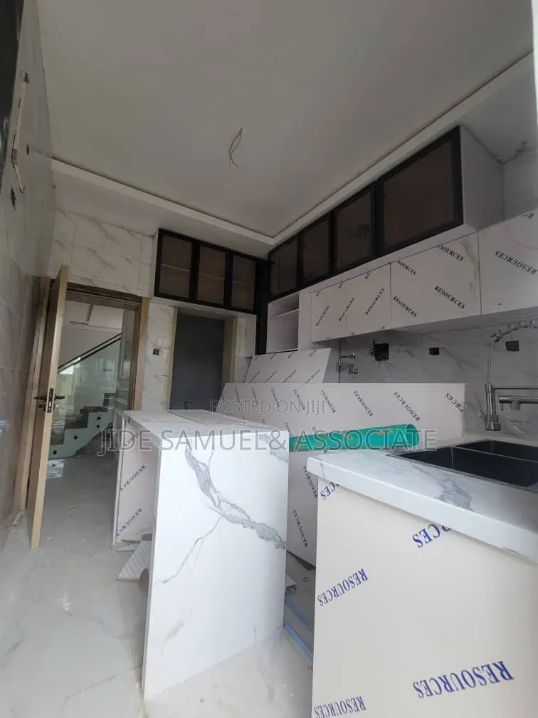 Furnished 4bdrm Duplex in Ayobo for sale in Ayobo