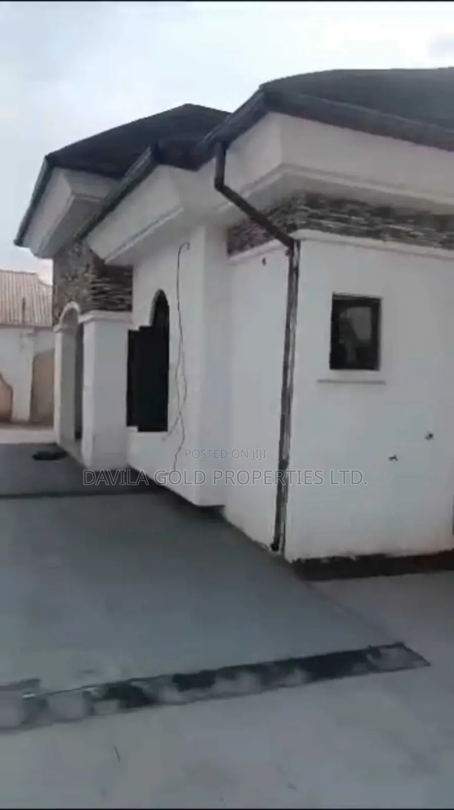 4bdrm Bungalow in Benin City for sale in Benin City