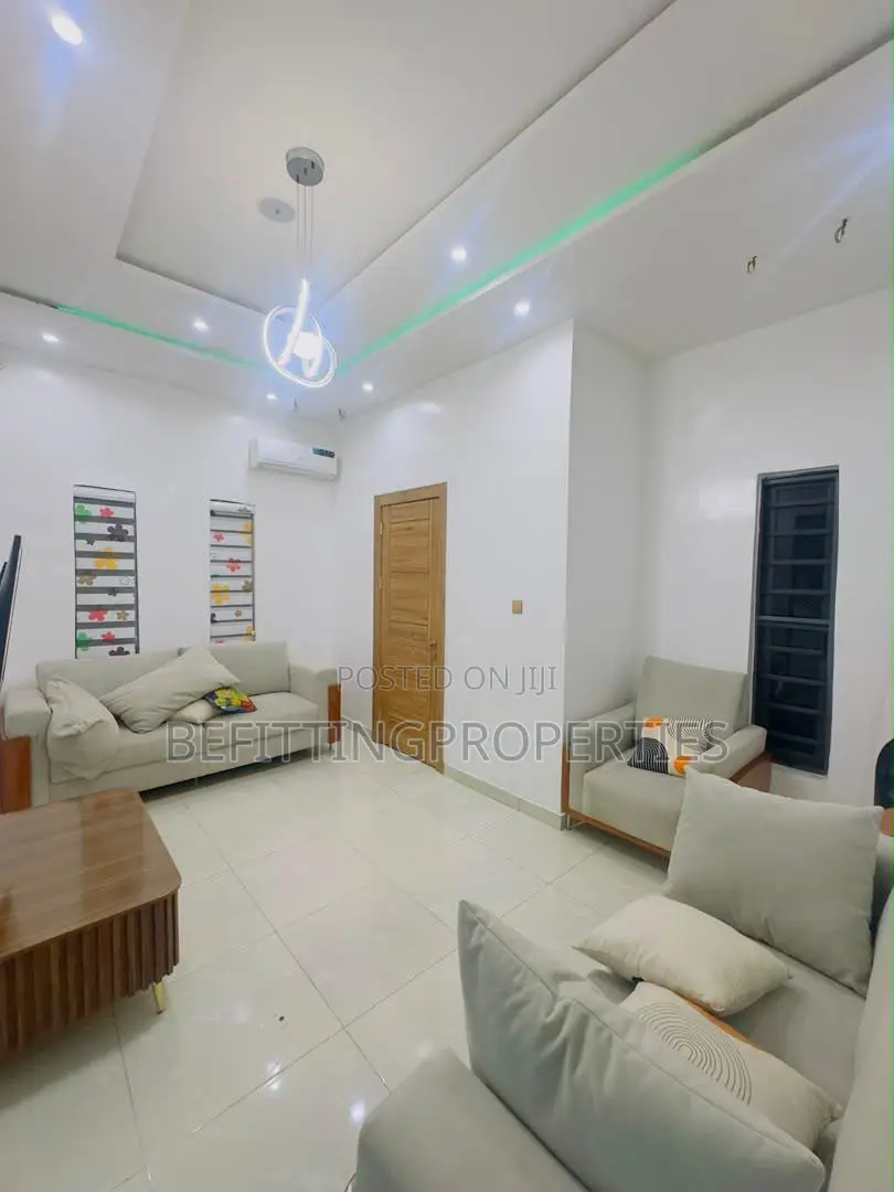 Furnished 5bdrm Duplex in Agungi for sale in Agungi