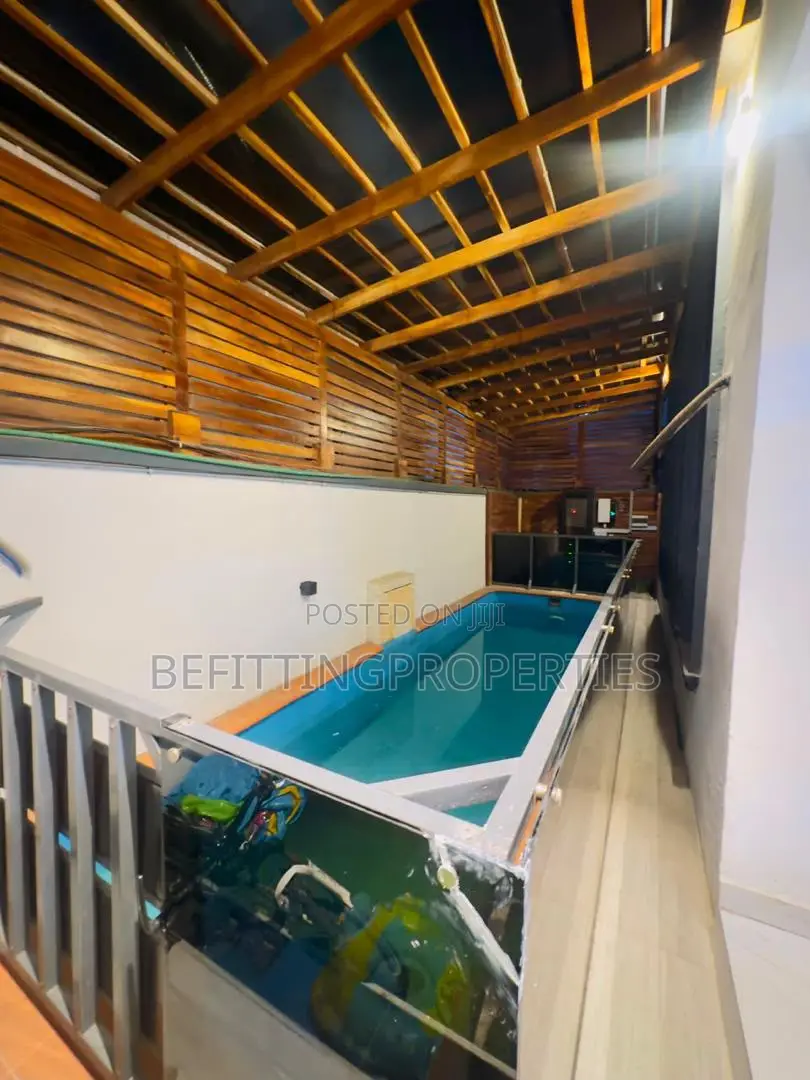 Furnished 5bdrm Duplex in Agungi for sale in Agungi