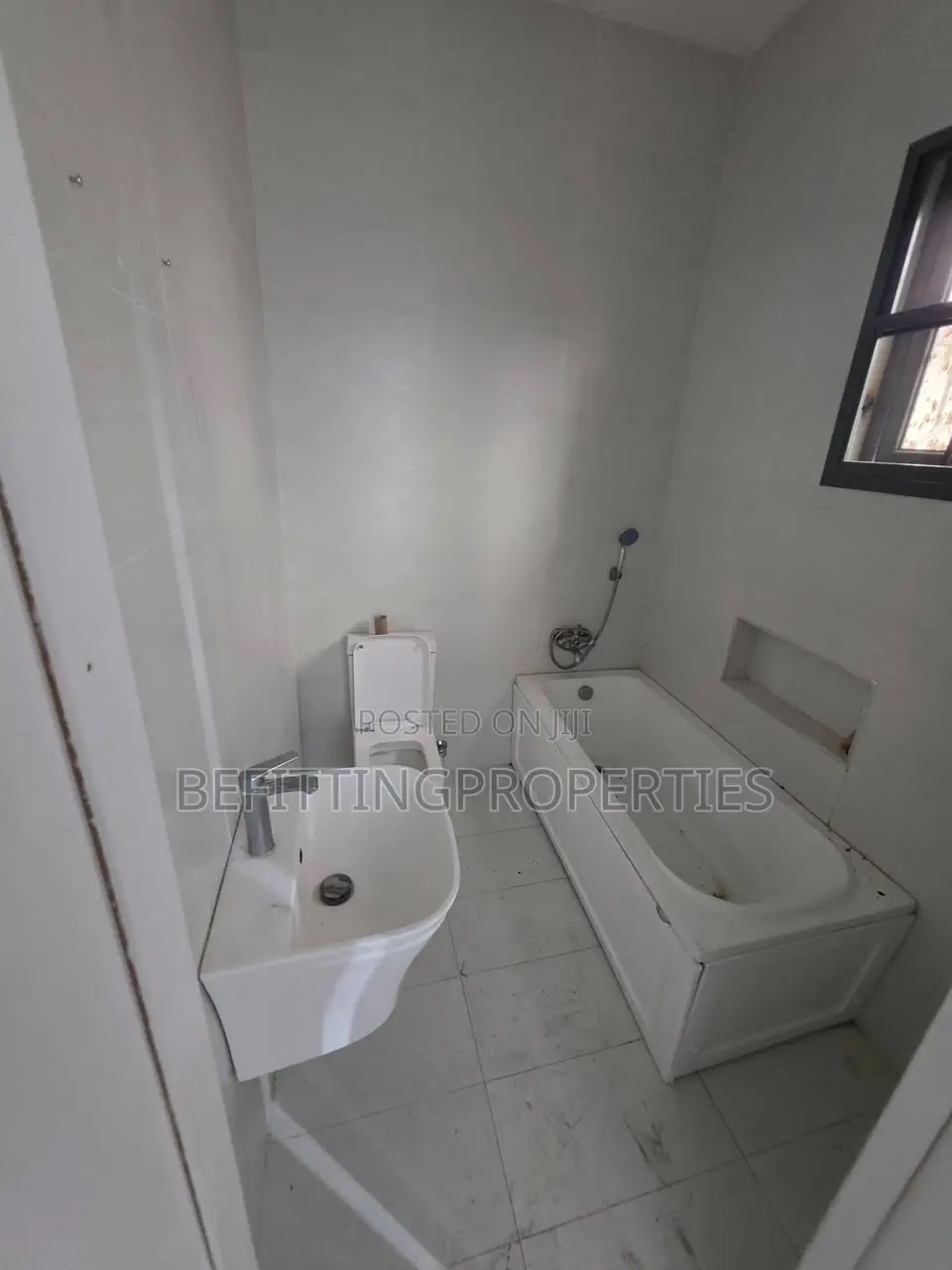 4bdrm Apartment in Ologolo for rent in Ologolo