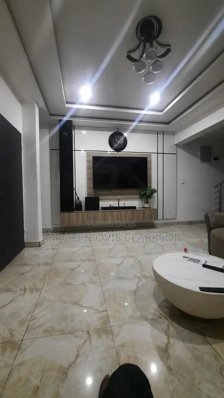Furnished 4bdrm Duplex in Wuye for rent in Wuye