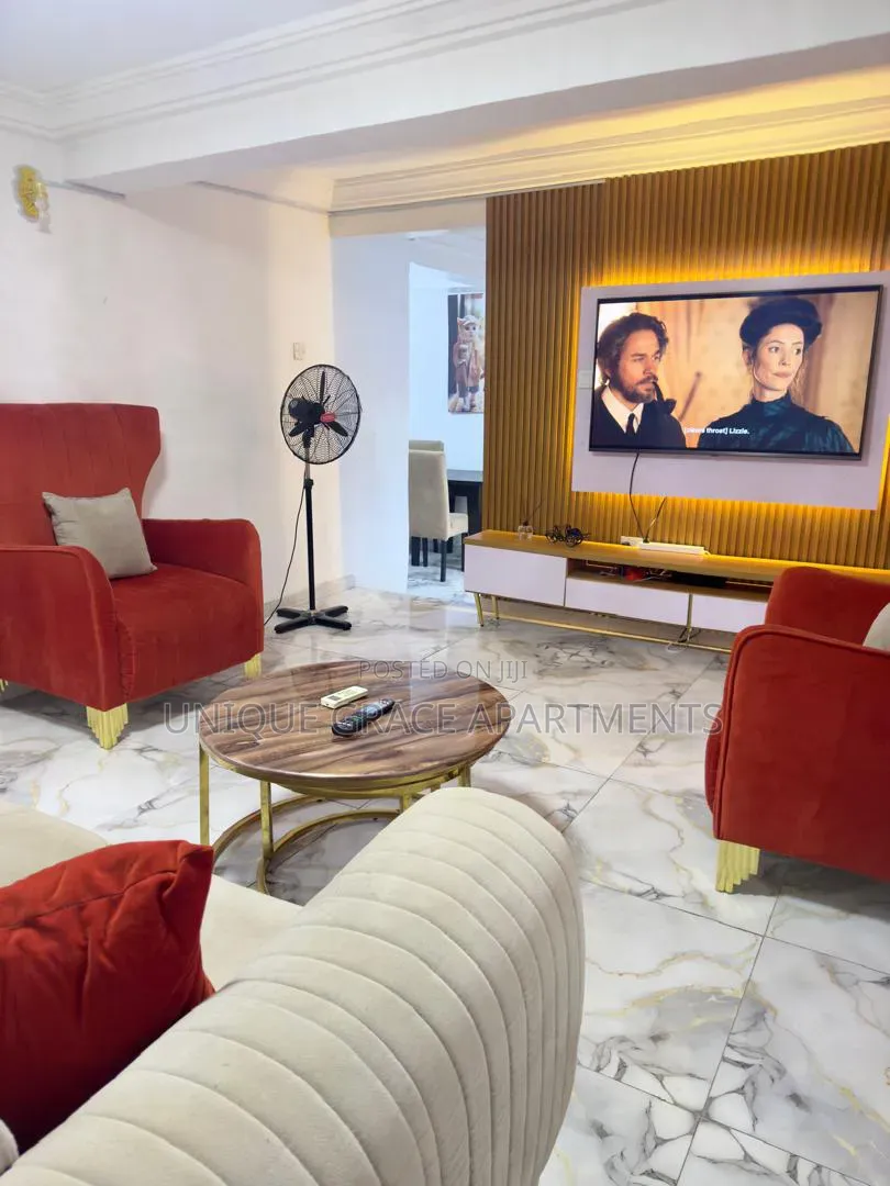 Unique Grace Cosy Lovely 2bedroom,24/7 Light, Uninterrupted Wi-Fi, in Ogba