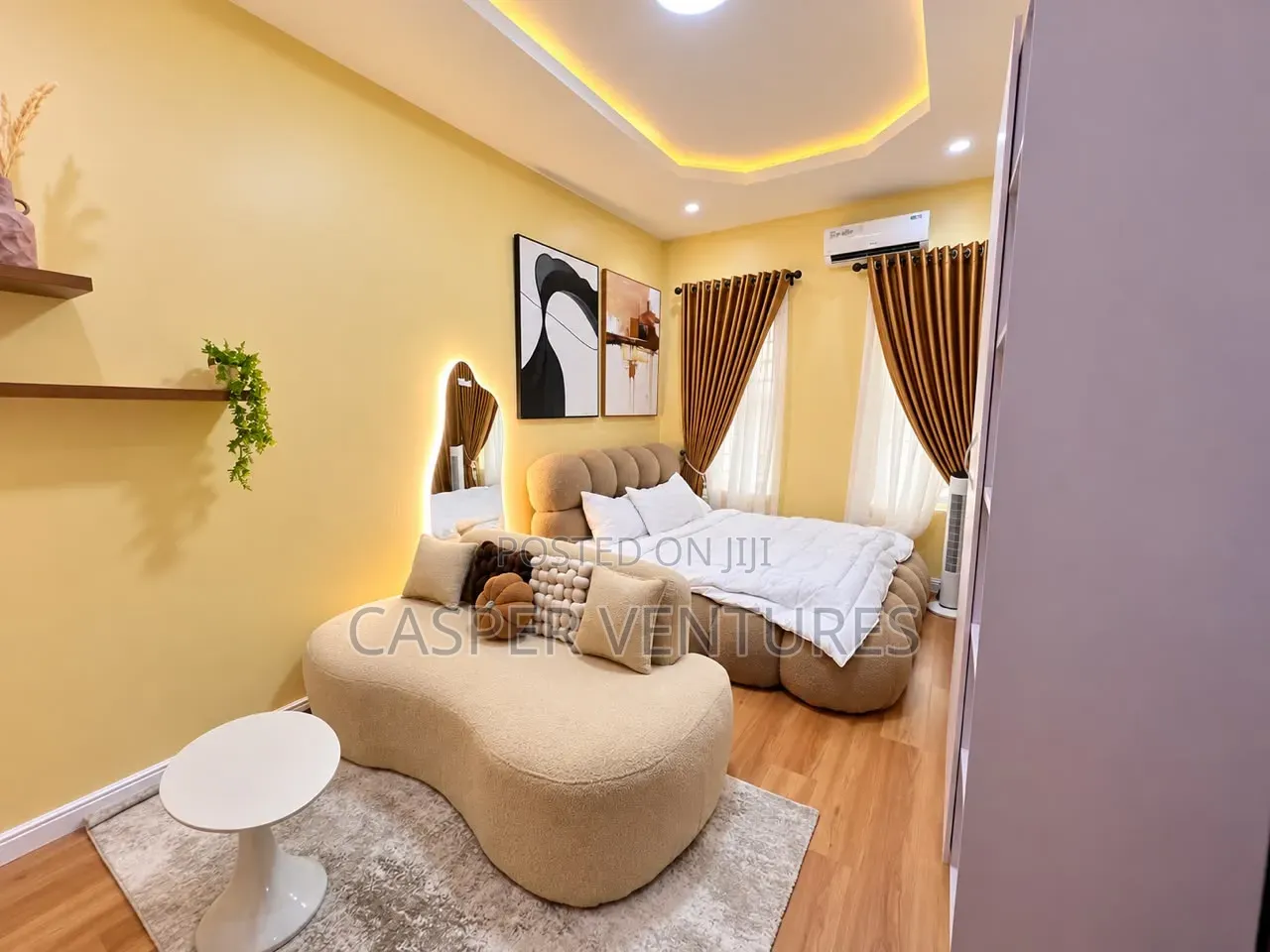 Colorful Studio Apartment With Pool Gym in Lekki Phase 2