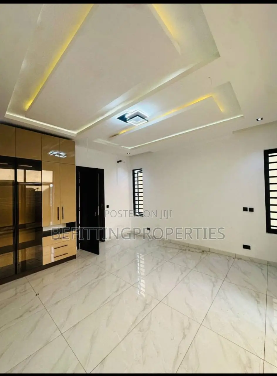 4bdrm Duplex in Ajah for sale in Ajah