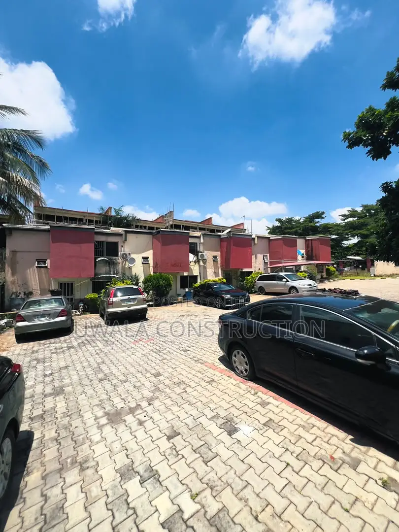 3bdrm Duplex in Asokoro for sale in Asokoro