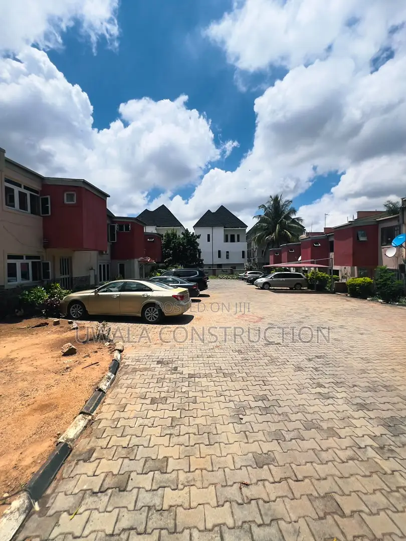 3bdrm Duplex in Asokoro for sale in Asokoro