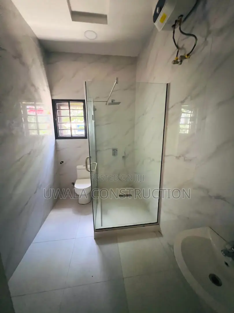 7bdrm Duplex in Asokoro for sale in Asokoro