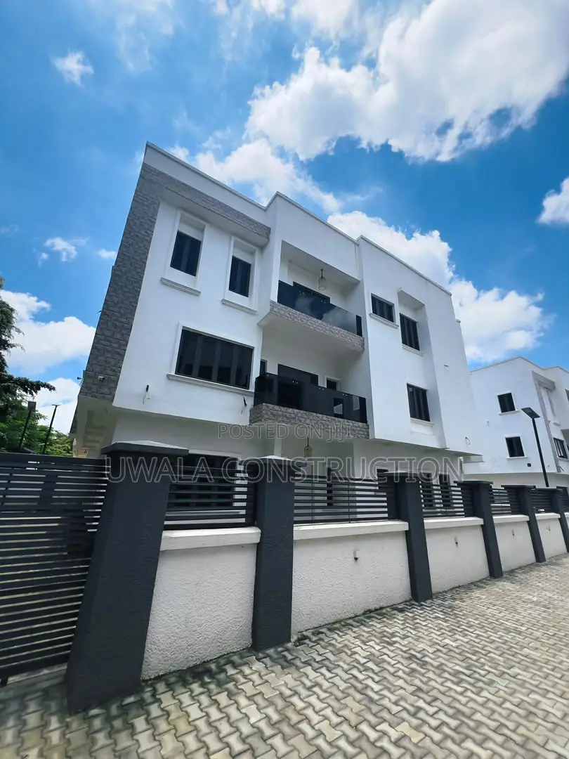 7bdrm Duplex in Asokoro for sale in Asokoro