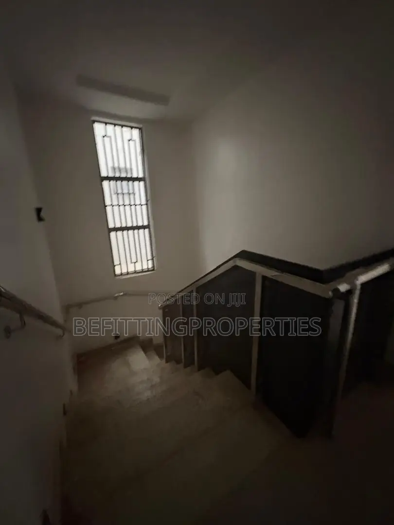 4bdrm Duplex in Mabushi for sale in Mabushi