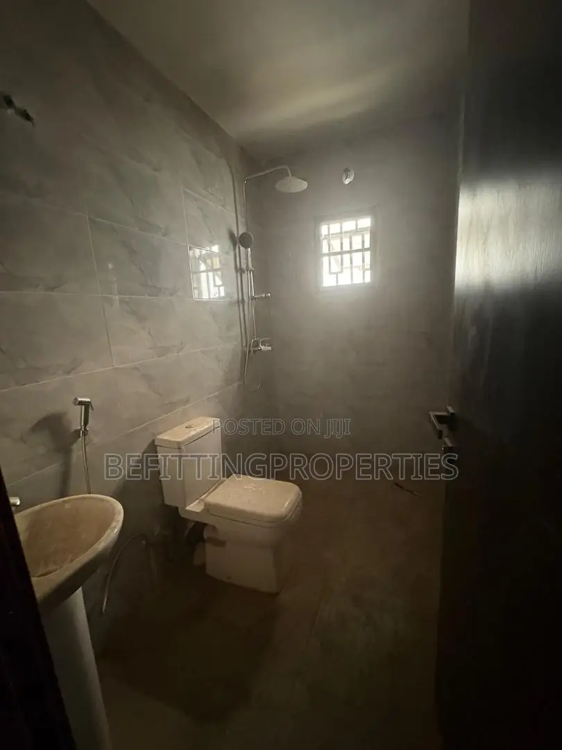 4bdrm Duplex in Mabushi for sale in Mabushi