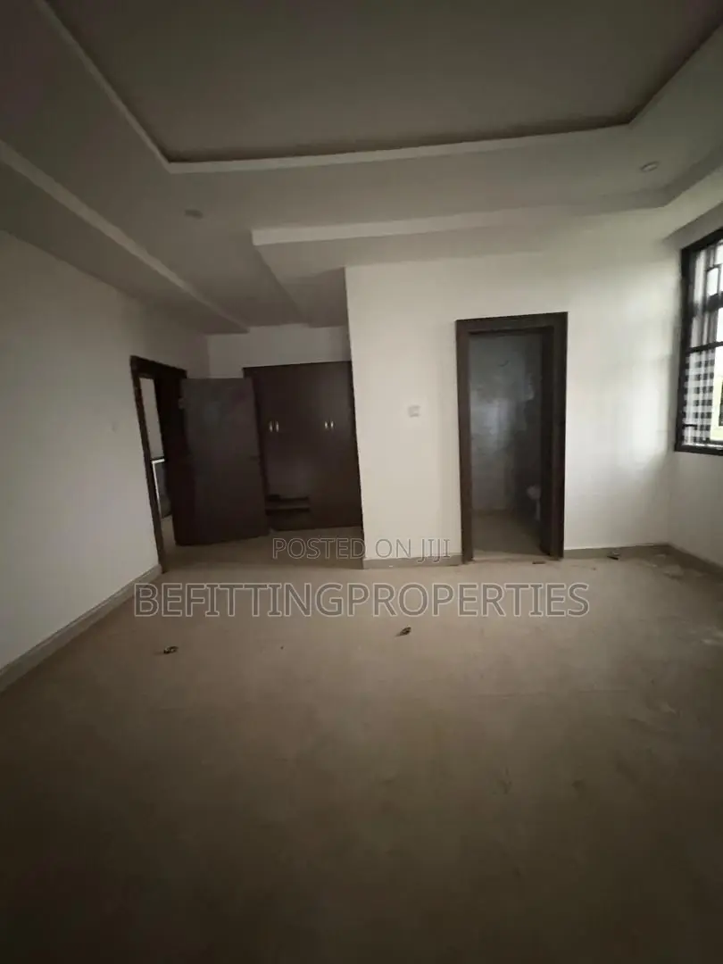 4bdrm Duplex in Mabushi for sale in Mabushi